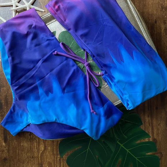 🌈🍯NWT - PINE Boutique 🏄‍♂️ Sexy Little Blue Moon Swim Suit - Picture 3 of 9